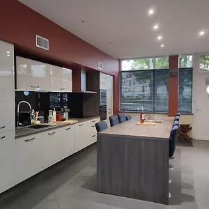 Agreable Maison De Ville, Proche Du Centre Hébergement de vacances